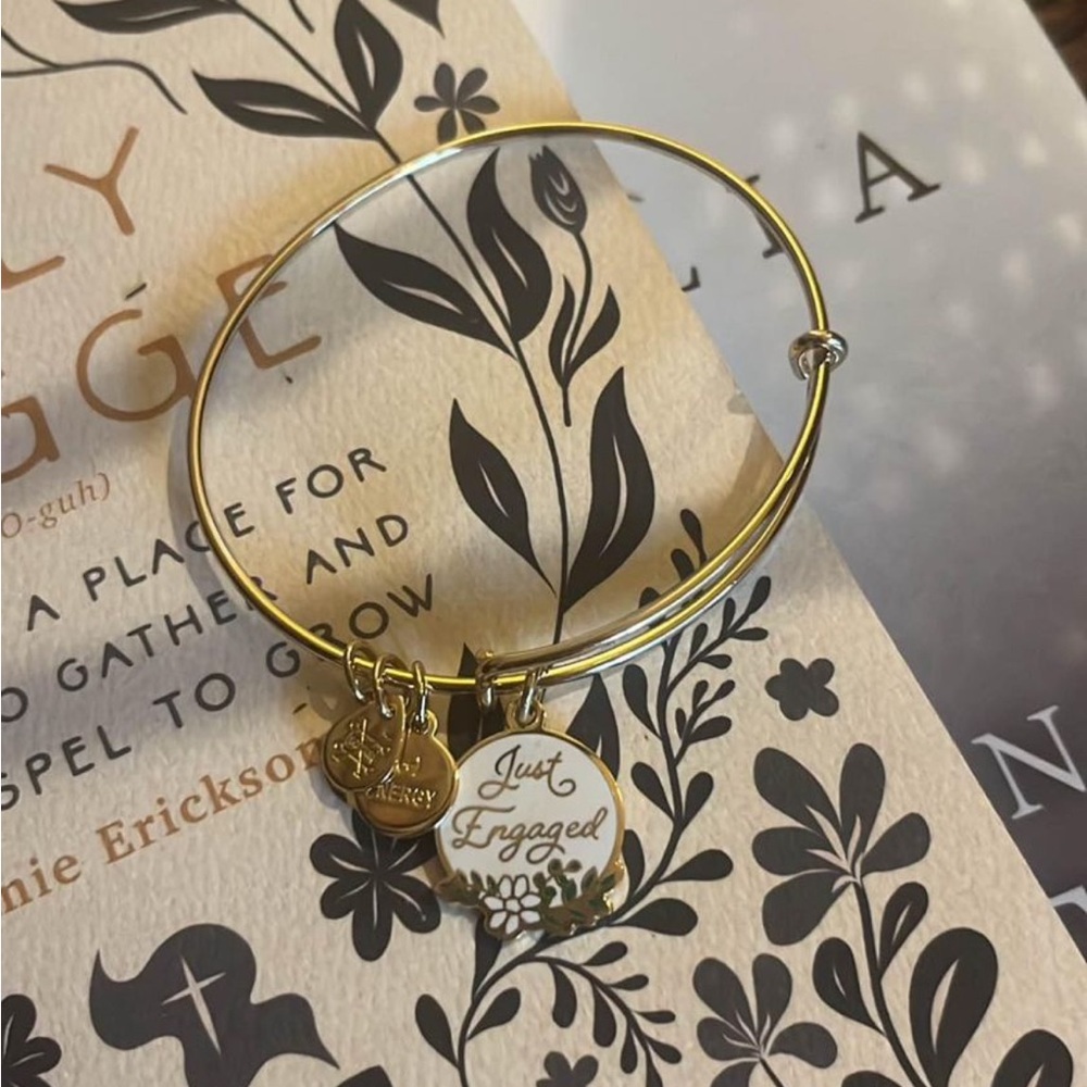 Alex and Ani I’m Engaged Bangle